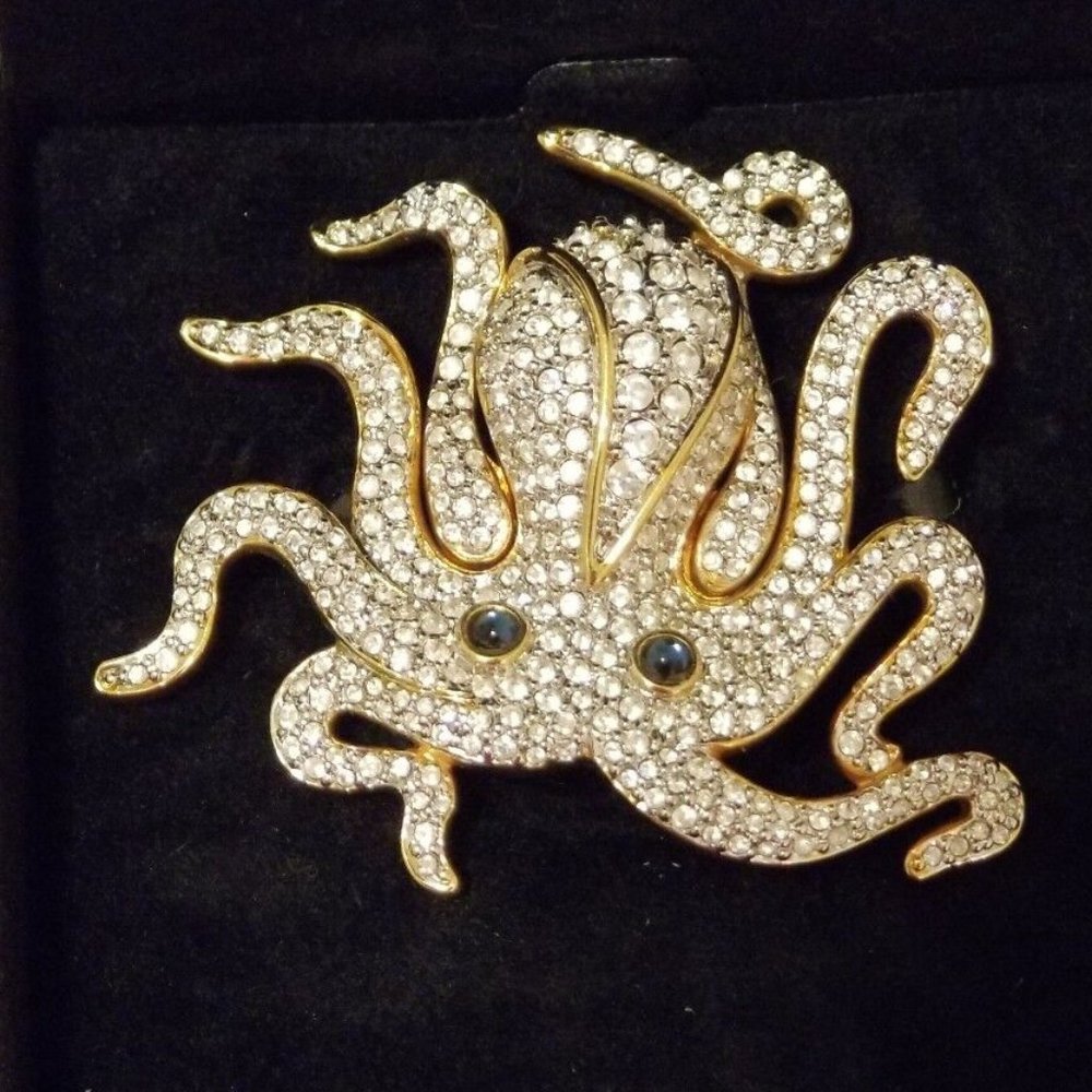SWAROVSKI OCTOPUS ~BROOCH  - SIGNED